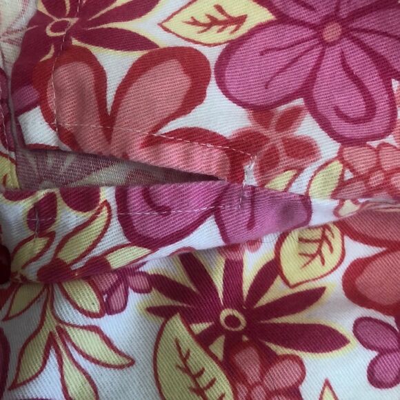🌸Girls Floral Capris🌸  - Picture 6 of 6